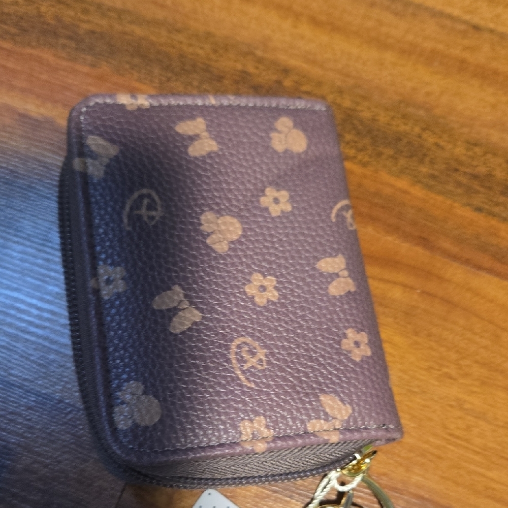 Disney Minnie Mouse Lavender Coin Purse - Picture 4 of 9